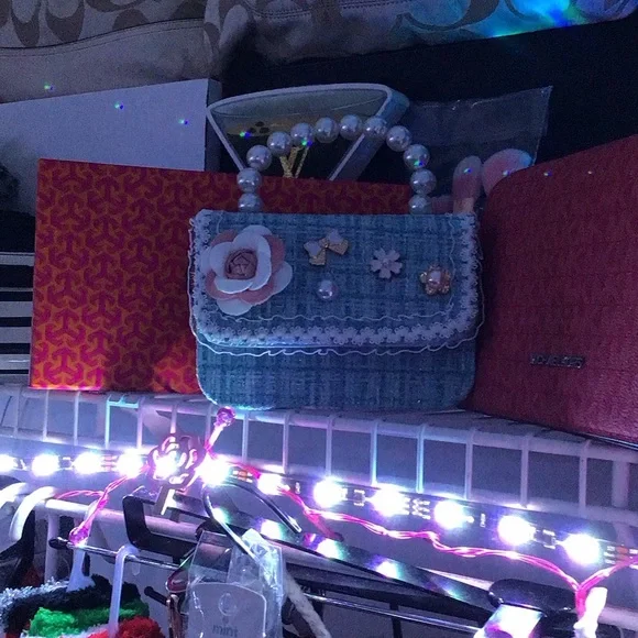 Run - Picture 1 of 1